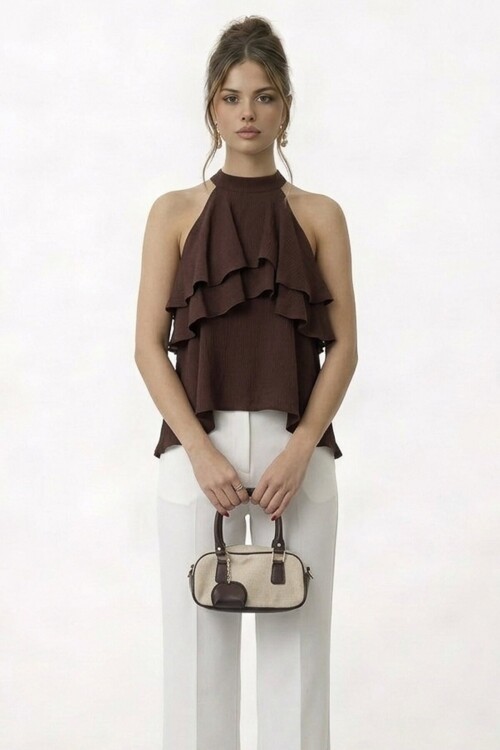 Volan Detaylı Asimetrik Bluz