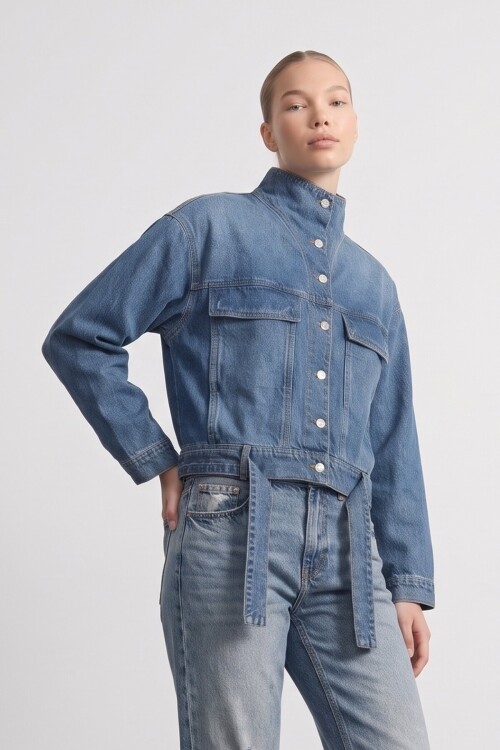 Dik Yaka Kuşaklı Denim Ceket