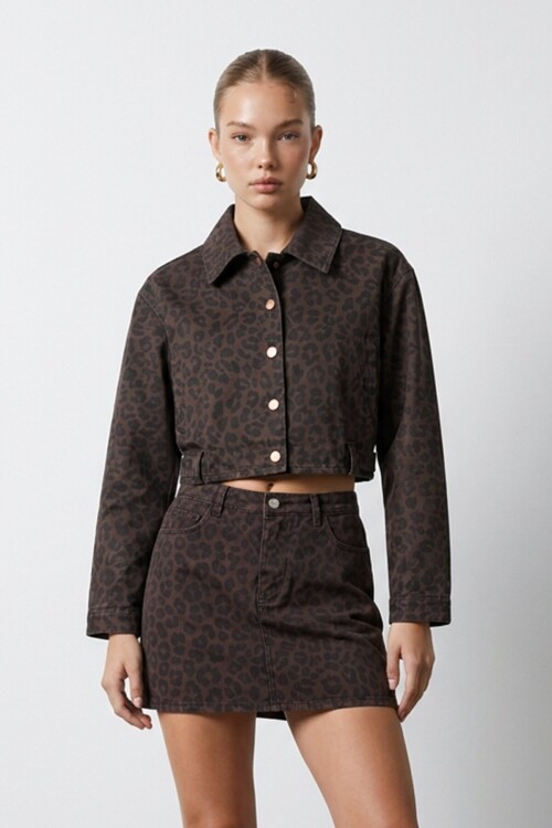 Leopar Desenli Kuşaklı Crop Ceket