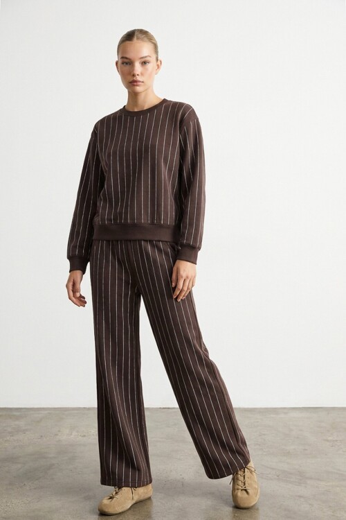 Taşlı Sweat Pantolon Takım