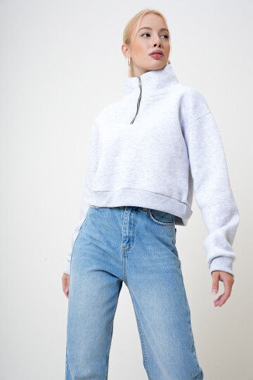 Yarım Fermuarlı Üç İplik Şardonlu Crop Sweatshirt