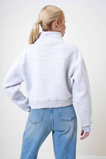 Yarım Fermuarlı Üç İplik Şardonlu Crop Sweatshirt