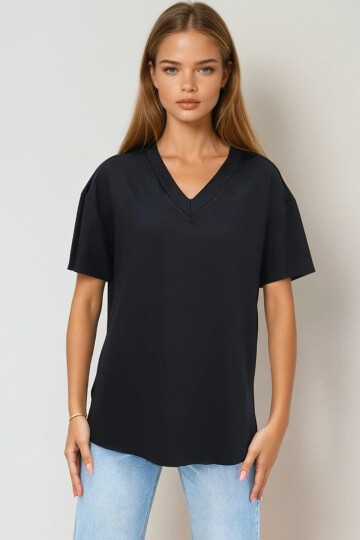 V Yaka Lazer Kesim Oversize Modal T-Shirt