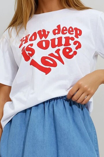 Bisiklet Yaka Önü Yazı Baskılı Pamuk T-Shirt
