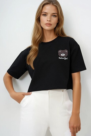 Siyah Bisiklet Yaka Ayıcık Motifli Oversize Crop T-Shırt