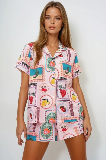 Desenli Önü Düğmeli Dokuma Gömlek Ve Şort Pijama Takım