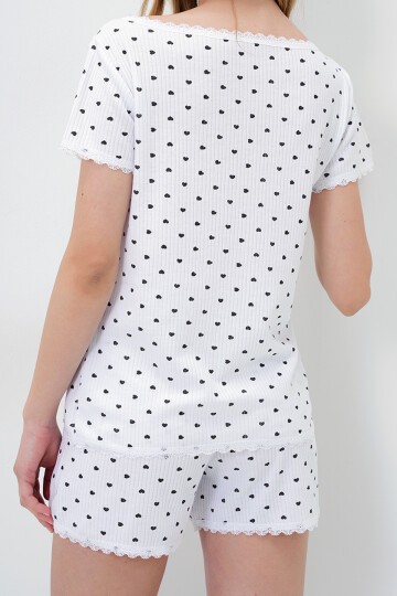 Fisto Detaylı Pamuklu Geniş Yaka Gömlek Ve Şortlu Pijama Takımı