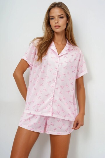 Fiyonk Desenli Örme Pamuklu Gömlek Ve Şort Pijama Takımı