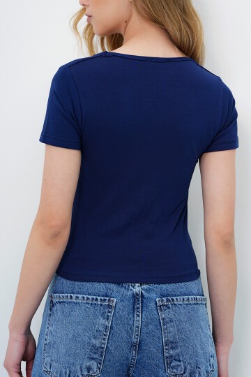Kare Yaka Likralı Tulumlu Double Kumaş Crop Bluz
