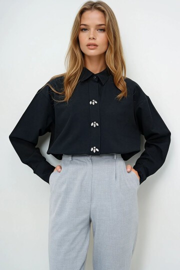 Taş Düğmeli Oversize Poplin Gömlek