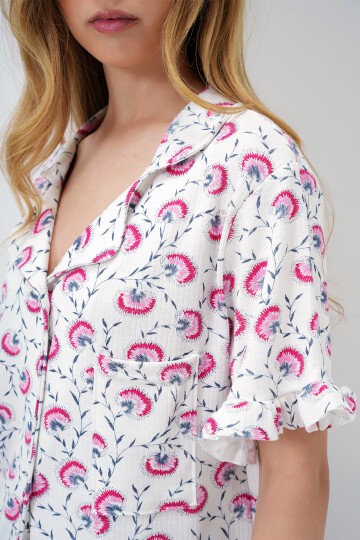 Tek Cepli Kolları Ve Paçası Fırfırlı Pamuklu Gömlek Ve Şortlu Pijama Takımı