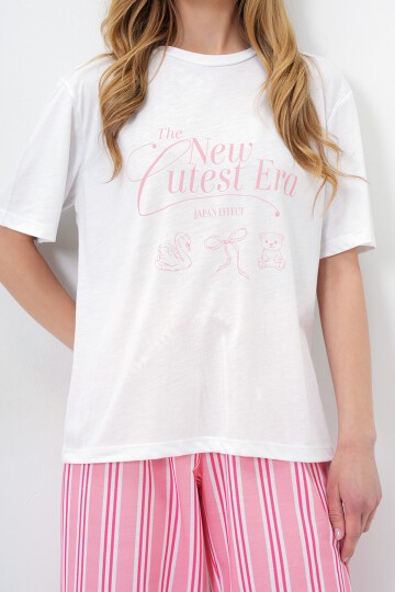 Yazı Baskılı Basic T-Shirt Ve Çizgili Pantolonlu Örme Pijama Takımı