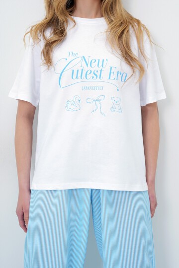 Yazı Baskılı Basic T-Shirt Ve Çizgili Pantolonlu Örme Pijama Takımı
