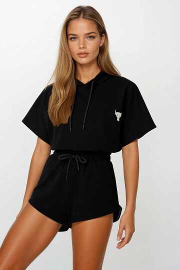 Kapüşonlu Crop Sweatshirt Ve Şortlu Takım