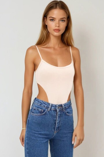 Bej İp Askılı Çıtçıtlı Body