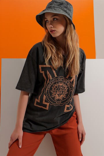 Camel-Antrasit Bisiklet Yaka Dijital Baskılı Yıkamalı Oversize T-Shirt