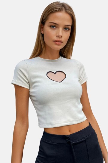 Ekru Bisiklet Yaka Kalp Nakış Yarım Kollu Örme Crop Bluz