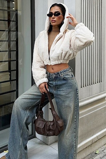 Beyaz Crop Peluş Kürk Ceket