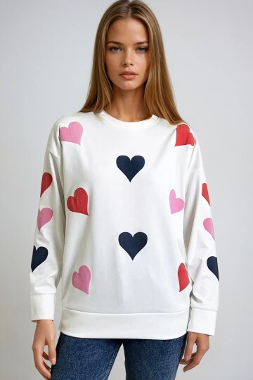 Ekru Bisiklet Yaka Kalp Baskılı 2 İplik Oversize Sweatshırt