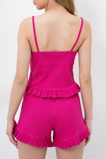 Fuşya Beli Ve Paçası Fırfır Detaylı Askılı Crop Bluz Ve Şortlu Pijama Takımı