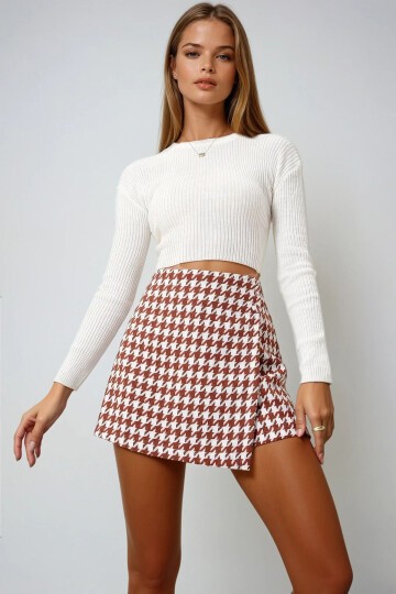 Kahve Kazayağı Desenli Yanı Fermuarlı Şort Etek