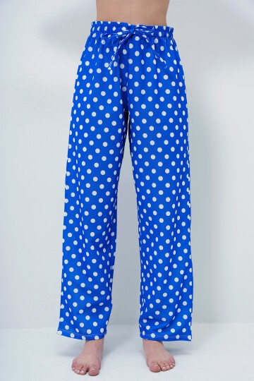 Saks Mavi Bisiklet Yaka Basic T Shırt Ve Puantiye Desenli Pantolonlu Pijama Takımı