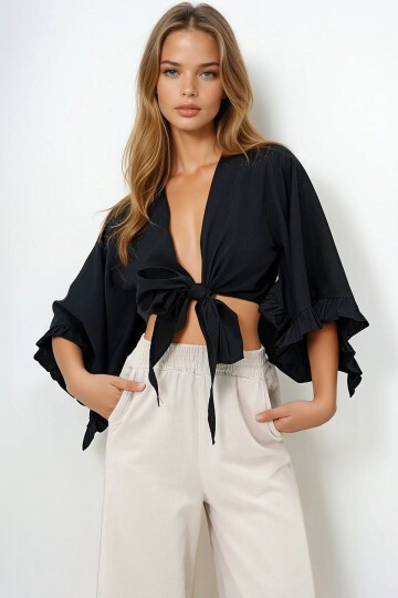 Siyah Kolları Fırfırlı Poplin Crop Dokuma Bluz