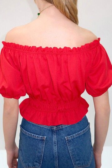 Kırmızı Madonna Yaka Beli Ve Kolları Lastikli Önü Büzgülü Crop Dokuma Bluz