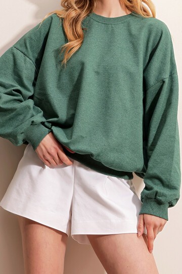 Nefti Yeşili Bisiklet Yaka Oversize Basic Sweatshirt