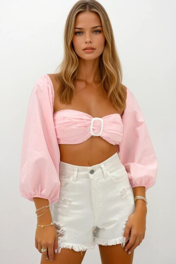 Pembe Poplin Sırtı Gipeli Toka Detaylı Prenses Kol Crop Bluz