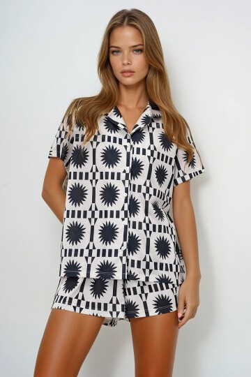 Siyah Ekru Yazlık Pamuk Örme Gömlek Ve Şort Pijama Takım