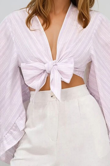 Lila Kolları Fırfırlı Poplin Crop Dokuma Bluz