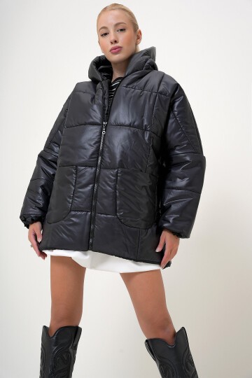 Siyah Kapüşonlu Fleto Cepli Puffer Fashion Oversize Şişme Mont