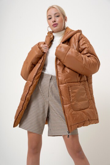 Taba Kapüşonlu Fleto Cepli Puffer Fashion Oversize Şişme Mont