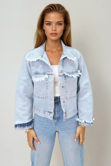Buz Mavi Püskül Detaylı Crop Denim Ceket