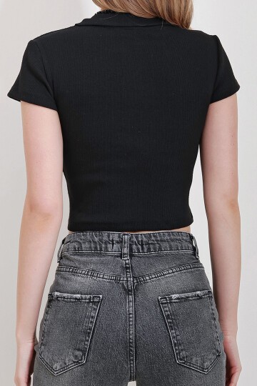 Siyah Polo Yaka Basic Crop Bluz