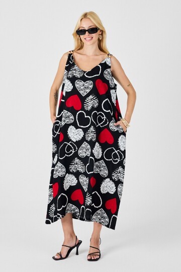 Kırmızı-Siyah Askılı Boncuk Detaylı Çift Cepli Desenli Salaş Elbise