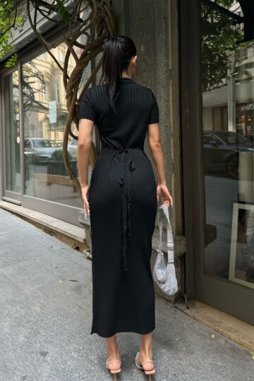 Siyah Bisiklet Yaka Kısa Kollu Fitilli Midi Boy Triko Elbise