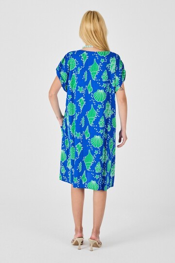 Mavi Deniz Kabuğu Desenli V Yaka Oversize Elbise