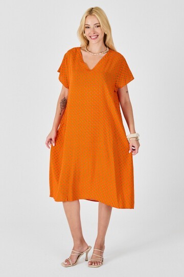Turuncu Derin V Yaka Kısa Kollu Çizgi Desenli Midi Boy Elbise