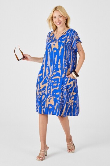 Mavi Desenli V Yaka Yarasa Kol Oversize Midi Elbise