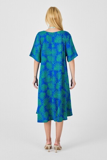 Saks Geniş Yaka Desenli Midi Boy Elbise