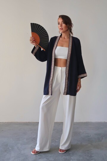 Nakış Detaylı Keten Kimono