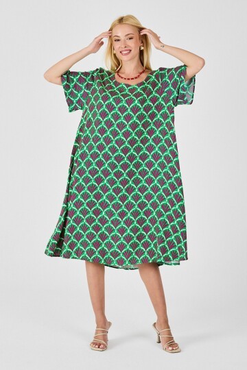 Yeşil U Yaka Kısa Kollu Midi Boy Desenli Elbise