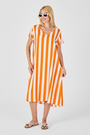 Turuncu V Yaka Kısa Kollu Rahat Kesim Elbise