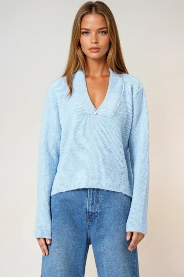 Aksesuar Detaylı V Yaka Uzun Kollu Triko Bluz