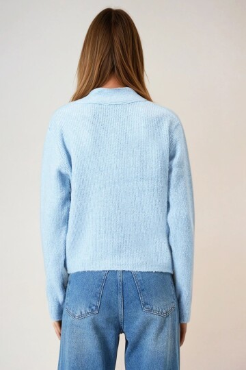 Aksesuar Detaylı V Yaka Uzun Kollu Triko Bluz