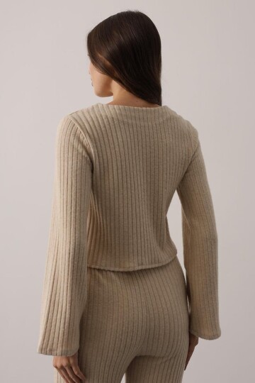 Bağcıklı Uzun Kollu Fiyonklu Triko Bluz