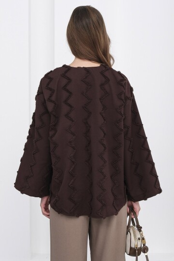 Bağlama Detaylı Zigzag Desenli Bluz