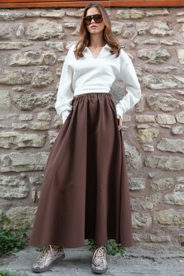 Beli Lastikli Kemer Detaylı Çift Cepli Midi Boy Etek